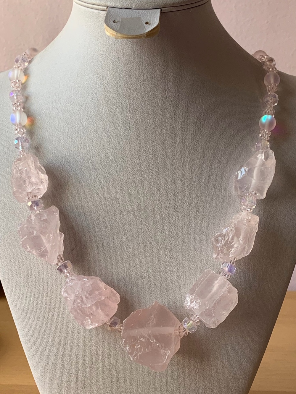 HUGE VINTAGE ROUGH ROSE QUARTZ SAPHIRET AURORA BOREALIS CRYSTAL BEADS NECKLACE